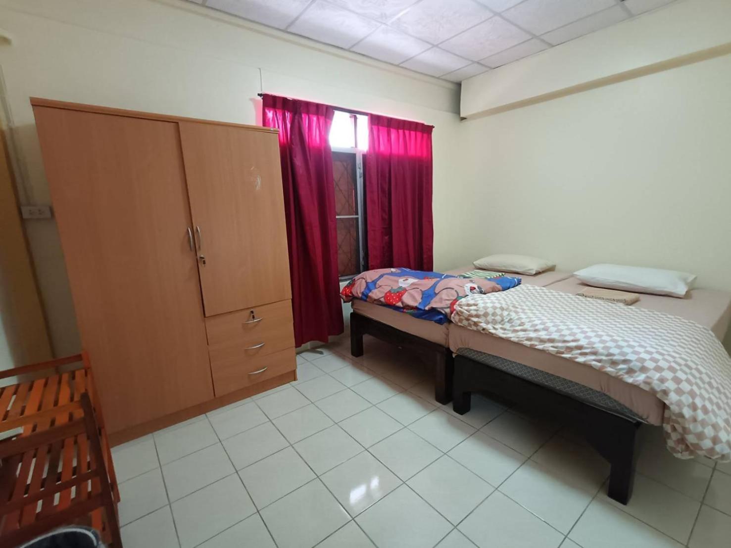 Home Stay At Tapae Chiang Mai Eksteriør billede